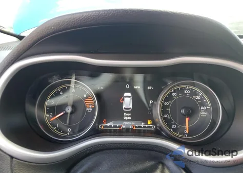 2018 Jeep Cherokee Trailhawk z USA, uszkodzony, nr VIN 1C4PJMBB4JD526014